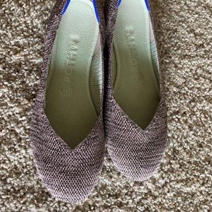 EUC Stardust Rothy’s size 8.5